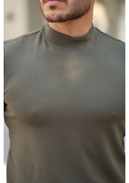 Erkek Yarım Balıkçı Yaka Kısa Kollu T-shirt modelleri