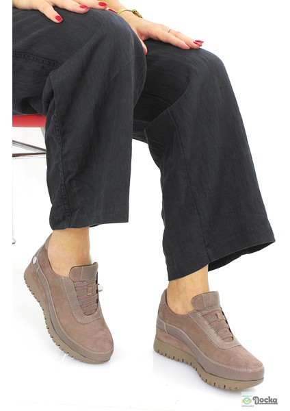 Kadın Hakiki Deri Dolgu Topuk Klasik Ortopedik Günlük Ayakkabı M26/KA3685