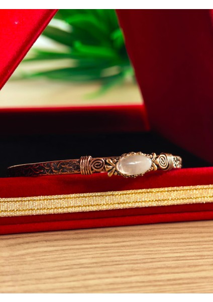 Saf Bakır Bileklik El Yapımı Üzerinde Özel Tasarımlar