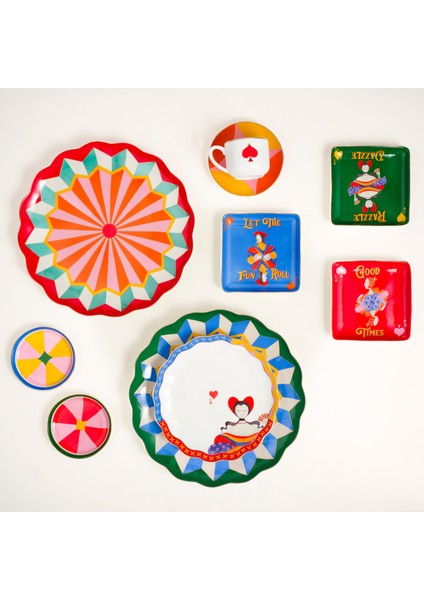 Luohu Porselen Yemek Tabağı 27x27x3 Cm Kırmızı