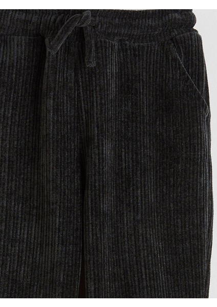 Yeni Sezon Beli Lastikli Erkek Çocuk Kadife Eşofman Altı modelleri