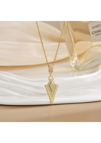 Yeni Kadın Yıldızlar ve Ay Köprücük Kemiği Zinciri Titanyum Çelik Renk Kaybetmez Çok Yönlü Kişilik Tasarım Duygusu Boyun Zinciri Hafif Lüks Stil (Yurt Dışından)