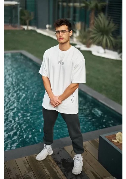 Unisex Baskılı Oversize T-Shirt - Beyaz fiyatları