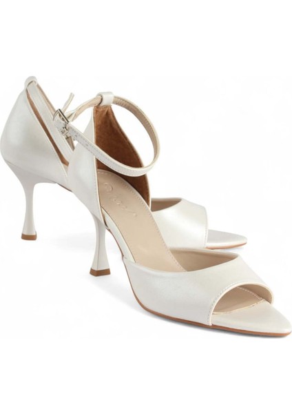 Delora Sedefli Beyaz Kadın Topuklu Ayakkabı modelleri