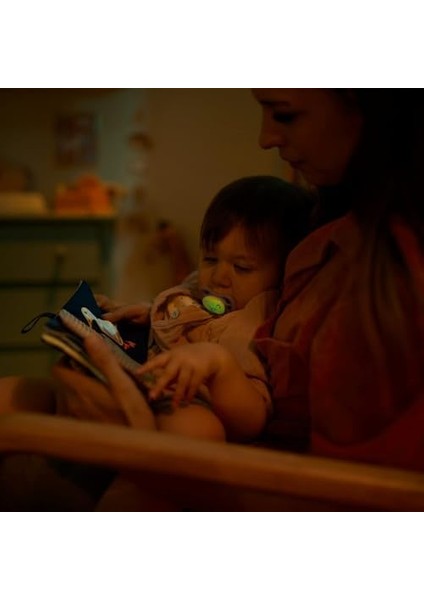 Philips Avent Ultra Air Gece Emzik, 18 Ay+, 2’li Paket, Karanlıkta Parlayan, Ortodontik Silikon, Geniş Hava Delikli, Mikrodalga Sterilize Edilebilir, Bpa Içermez, SCF376/01