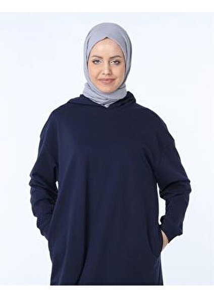 Kapüşonlu Midi Boy Sweatshirt Kadınlar İçin Lacivert Renk Rahat Tasarım