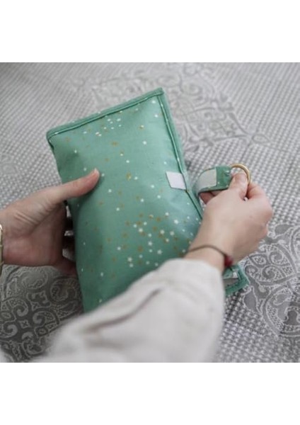 Katlanabilir Bebek Bakım Çantası – 24×40 Cm, Hafif ve Fonksiyonel, Bebek Bezi & Islak Mendil Düzenleyici, Taşınabilir Seyahat Alt Değiştirme Organizatörü fiyatları