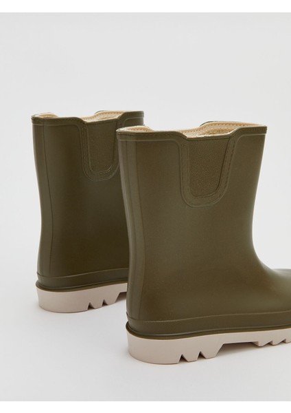 Yeni Sezon Deri Görünümlü Erkek Çocuk Yağmur Botu indirimleri