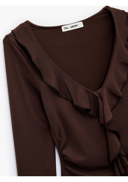 Fırfır Detaylı Uzun Kollu Slim Fit V Yaka Tişört modelleri