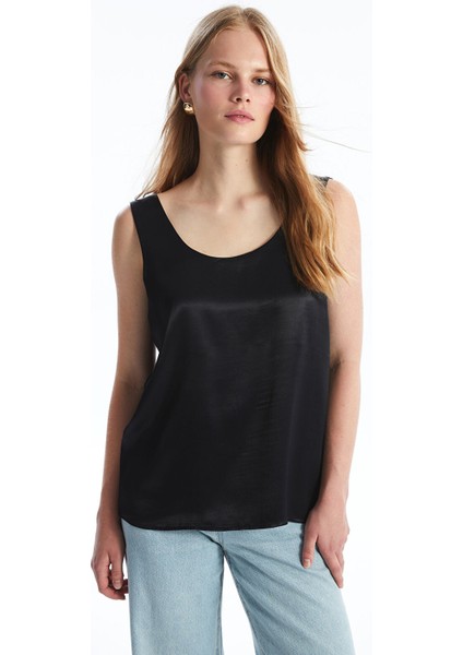 Yeni Sezon U Yaka Düz Askılı Kadın Atlet