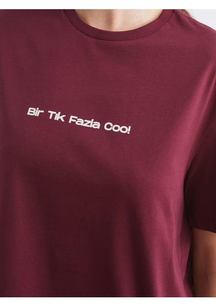 Yeni Sezon Bisiklet Yaka Slogan Baskılı Oversize Kadın Tişört modelleri