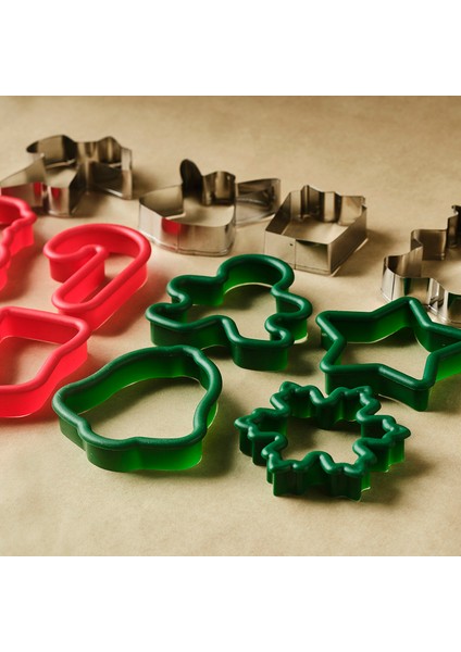 New Year Yılbaşı Çam Ağacı 13 Parça Renkli Kurabiye Kalıbı fırsatları