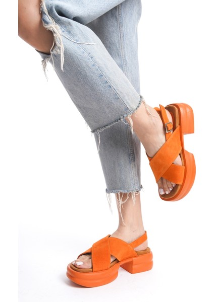 Latte Kadın Deri Sandalet