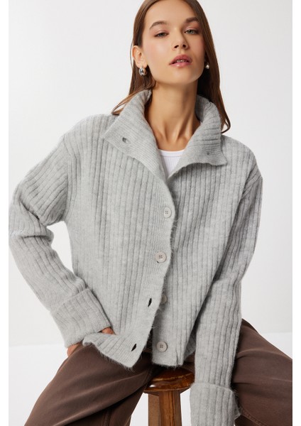 Yumuşak Dokulu Dik Yaka Triko Hırka LNF0026 Gri