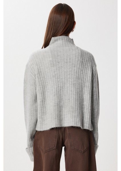 Yumuşak Dokulu Dik Yaka Triko Hırka LNF0026 Gri indirimleri