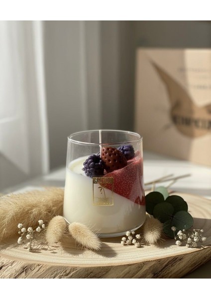 Çilekli Panna Cotta & Orman Meyveleri Aromalı Gourmet Mum - Dekoratif Cam Bardak modelleri