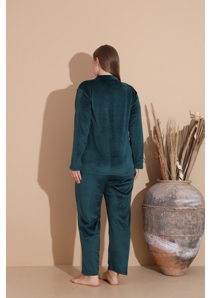 Önden Düğmeli Büyük Beden Kadife Kadın Pijama Takımı 3138 indirimleri