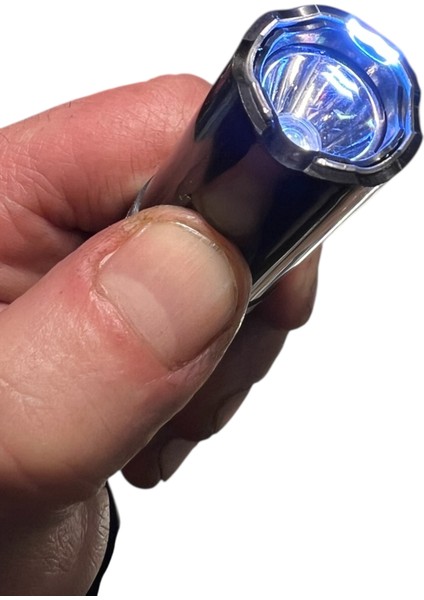 Ruj Şeklinde Şarjlı Ele.ktro Şok El Feneri (Muhtelif Renk) fiyatları