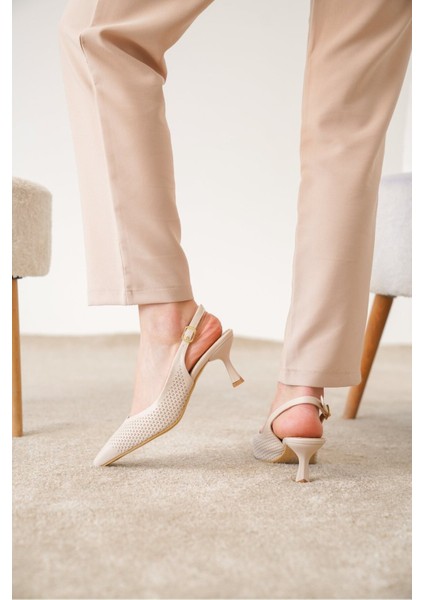 Lassie Arkası Açık Lazer Delikli Kadın Topuklu Ayakkabı fırsatları