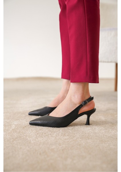 Lassie Arkası Açık Lazer Delikli Kadın Topuklu Ayakkabı modelleri