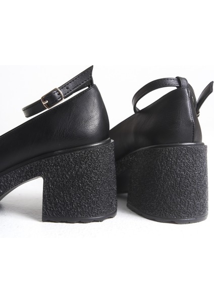 Guvy Kemer Detaylı Kadın Loafer Ayakkabı fırsatları