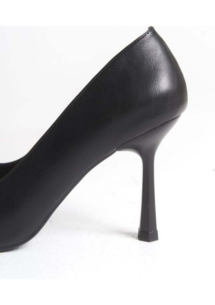 Rema Kadın Klasik Topuklu Ayakkabı fırsatları