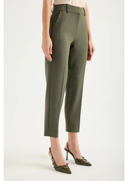 Düz Kesim Orta Belli Pantolon indirimleri