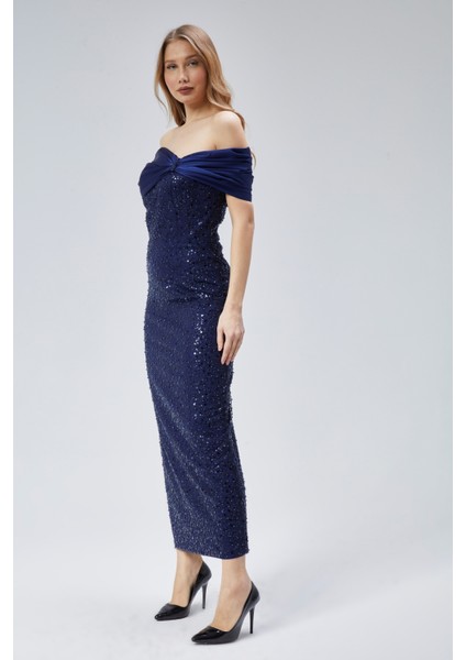 Kadın Abiye ve Mezuniyet Elbise Yaka Detaylı Kalem Abiye Elbise fiyatları