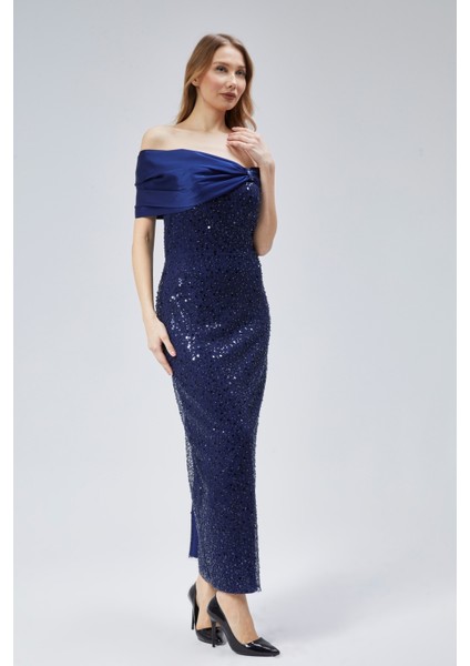 Kadın Abiye ve Mezuniyet Elbise Yaka Detaylı Kalem Abiye Elbise modelleri