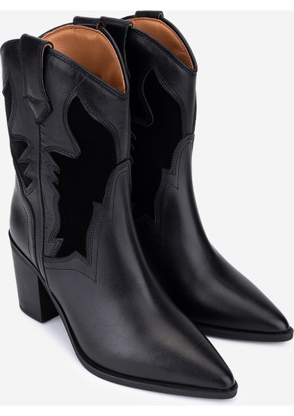 Kadın Hakiki Deri Siyah Western Bot 1072 7193 Bn Bot SK25-26 Sıyah fiyatları