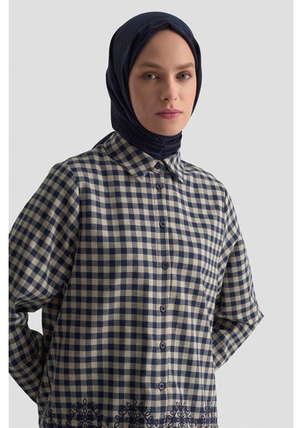 Çiçek Nakışlı Ekose Tunik 25KM1026 Lacivert modelleri