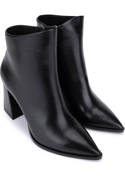Kadın Hakiki Deri Siyah Topuklu Bot 492 50559 Bn Bot SK25-26 Sıyah Derı fiyatları