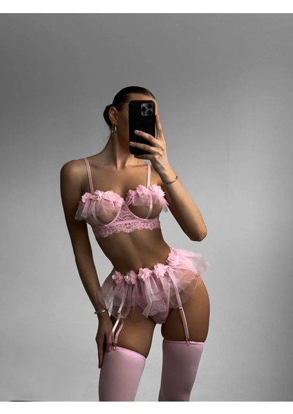 Pembe Tül Detaylı Dantelli 4’lü Iç Giyim Seti (Çorap Hediyeli) fırsatları