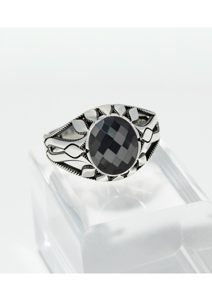 Siyah Garnet Taşlı 925 Ayar Gümüş Erkek Yüzük – Ince Işlemeli Zarif Tasarım fiyatları