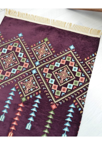 Çeyizlik Hediyelik Seccade Set– Kilim Desenli Astarlı Kadife Seccade, Eşarp, Kristal Tesbih, Erkek Tesbihi, Takke ve Esans Özel Kutulu fırsatları