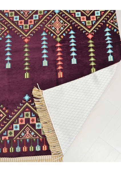 Çeyizlik Hediyelik Seccade Set– Kilim Desenli Astarlı Kadife Seccade, Eşarp, Kristal Tesbih, Erkek Tesbihi, Takke ve Esans Özel Kutulu
