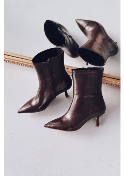 Orvex Kadın Mat Deri Ince Topuklu Bot Kahverengi modelleri