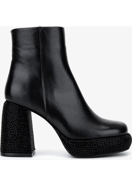 Kadın Hakiki Deri Siyah Deri Topuklu Bot 492 4110 Bn Bot SK25-26 Sıyah Derı