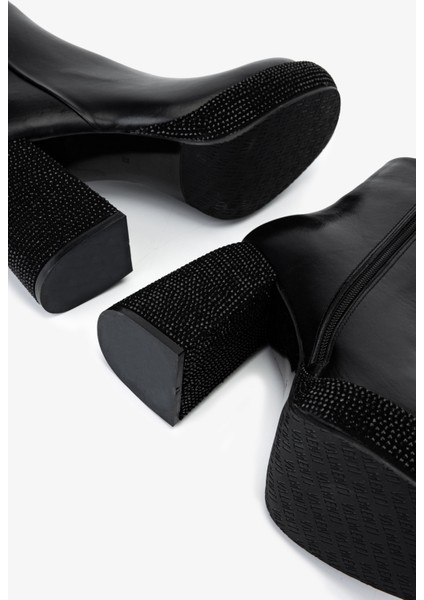 Kadın Hakiki Deri Siyah Deri Topuklu Bot 492 4110 Bn Bot SK25-26 Sıyah Derı indirimleri