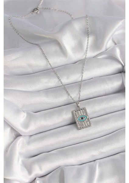 316L Çelik Gümüş Renk Zirkon Taşlı Göz Işleme Detaylı Plaka Model Kadın Kolye fiyatları