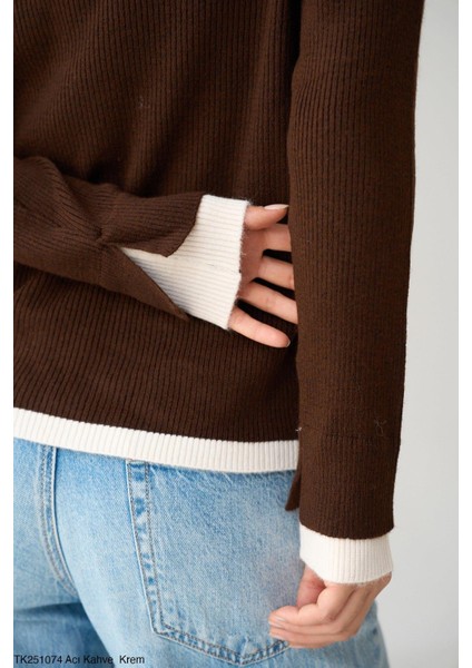 Düğmeli Iki Renk Kazak modelleri