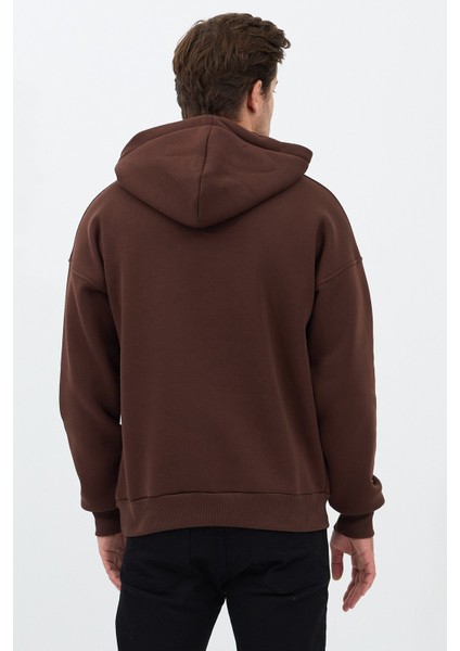 Erkek Oversize Pamuklu Kanguru Cepli Basic 3 Iplik Nakışlı Kapüşonlu Sweatshirt Kahverengi - M indirimleri