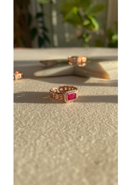 Kadın Ayarlanabilir Pembe Renkli Baget Taşlı Gurmet 925 Ayar Gümüş Yüzük fırsatları