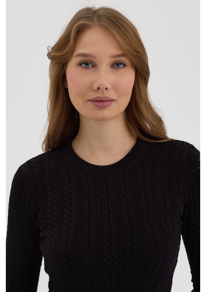 Kadın Saf %100 Pamuk Siyah Bisiklet Yaka Saç Örgü Triko Kazak – Örgü Desenli