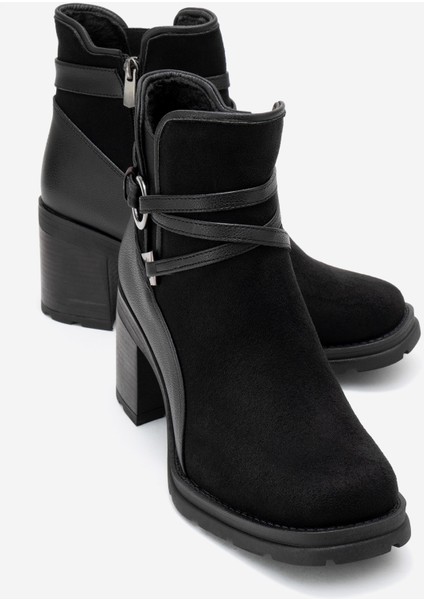 Wern Siyah Süet Kemerli Toka Detaylı Kadın Kalın Topuklu Bot