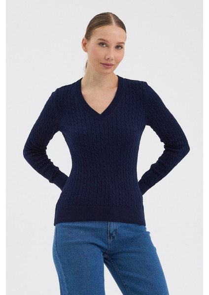 Kadın Saf %100 Pamuk Lacivert V Yaka Saç Örgü Triko Kazak – Örgü Desenli