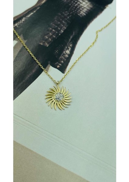 Altın Kaplama Zirkon Taşlı Güneş Kolye 925 Ayar Gümüş