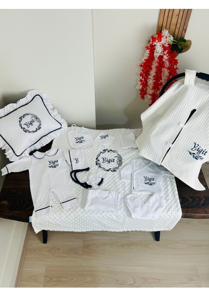 Nakışlı Isme Özel Hastane Çıkış Seti ve Puset Örtüsü 12 Parça (%100 Pamuk) Takı Yastıklı indirimleri