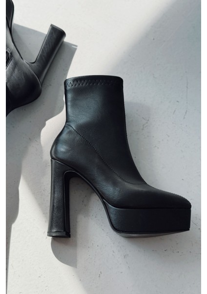 Inora Kadın Platform Topuklu Streç Bot Siyah Mat Deri fırsatları