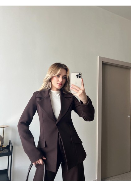 Beli Daralan Orta Boy Astarlı Vatkalı Tasarım Cep Detay Premium Blazer Ceket Yüksek Bel Palazzo Pantolon Ikili Şık Muadil Takım